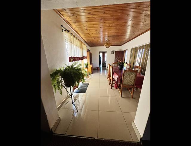 3 BEDROOM FREESTANDING FOR SALE IN LOTUSVILLE